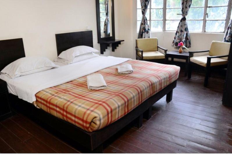 Darjeeling Tourist Lodge Екстер'єр фото